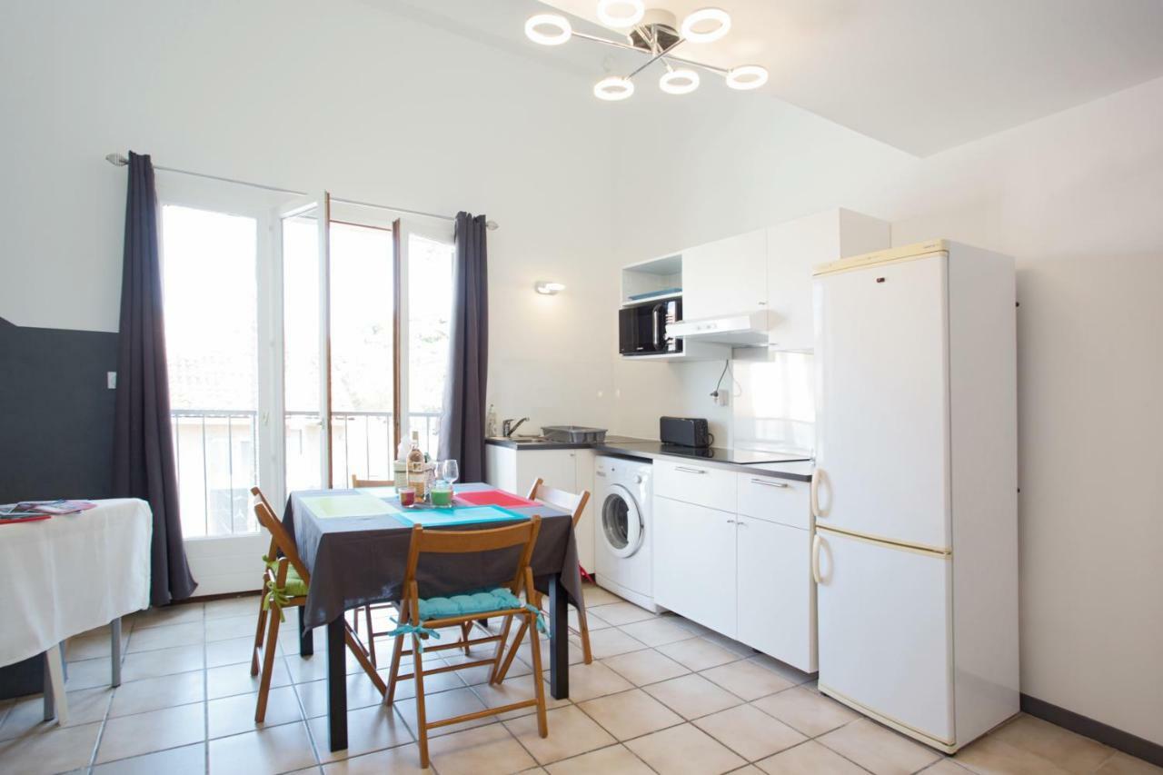 Duplex 4 Personnes A 200M De La Mer Apartment Hyeres Bagian luar foto